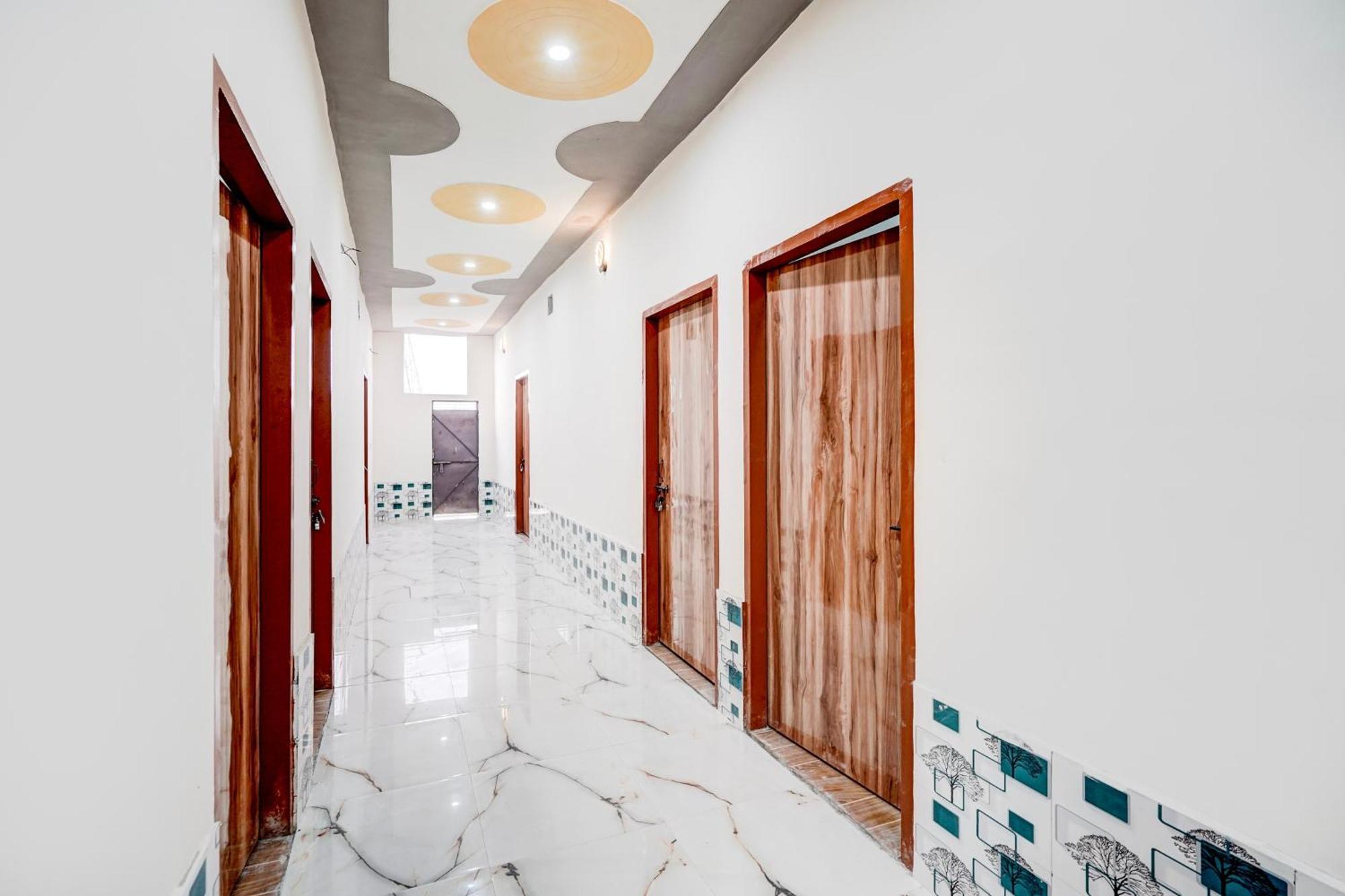Hotel O Golden Bird Noida Extérieur photo