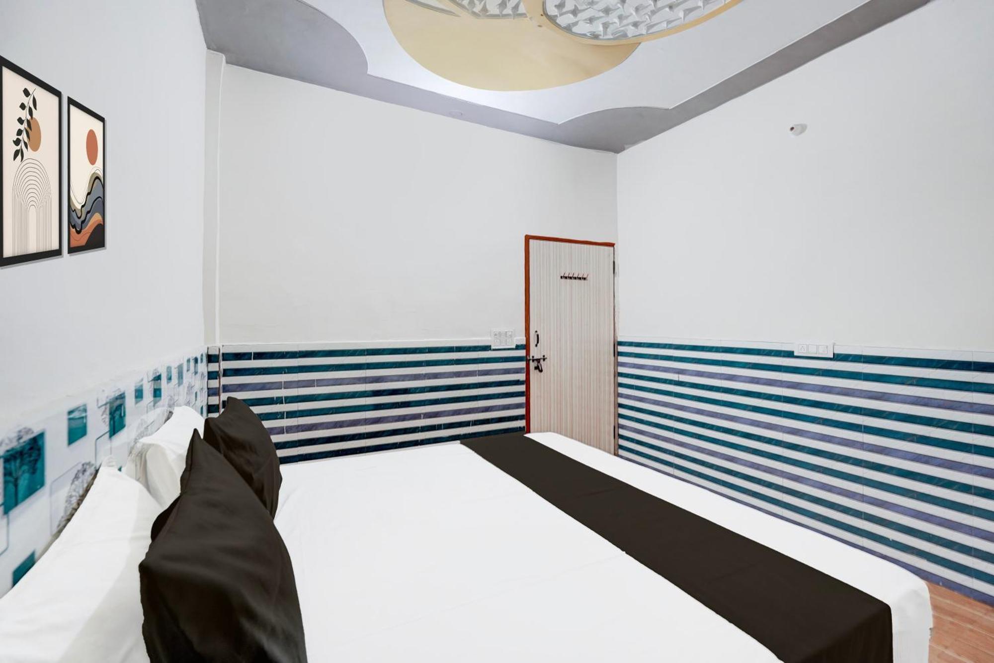 Hotel O Golden Bird Noida Extérieur photo